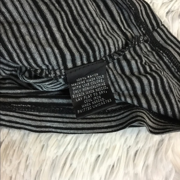 Mossimo XXL sleeveless cowel neck black gray stripe - Picture 8 of 9